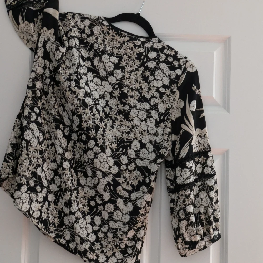 Karl Lagerfeld Beautiful Blouse Mixed Print S - Picture 9 of 12